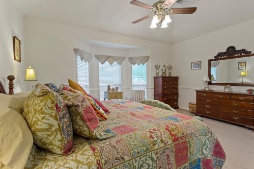 5800 Fathom Dr, Fort Worth TX  76135-7013 exterior