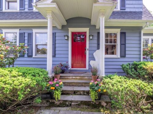 72 Chestnut Hill Rd, Norwalk, CT 06851-2525