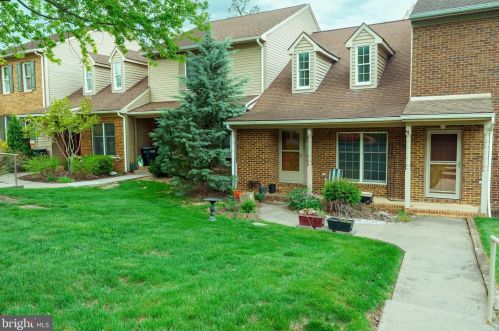 173 Emerald Dr, Harrisonburg, VA 22801-3441