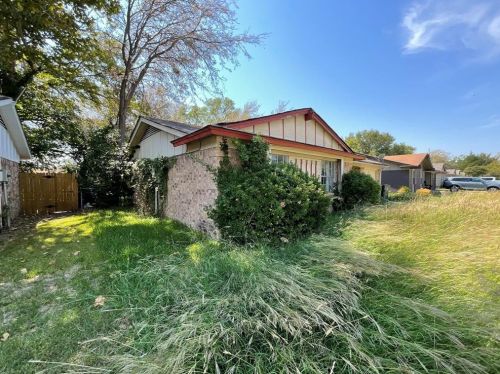 1430 Greencove Dr, Garland TX 75040-5938 exterior