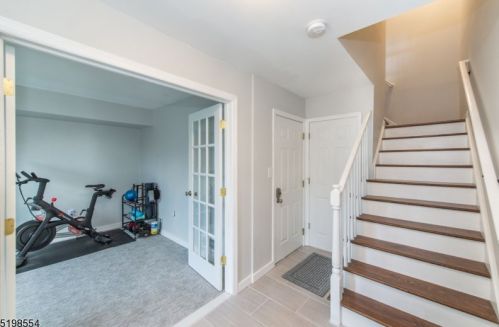 605 Tulsa Ct, Hackettstown NJ  07840-1694 exterior