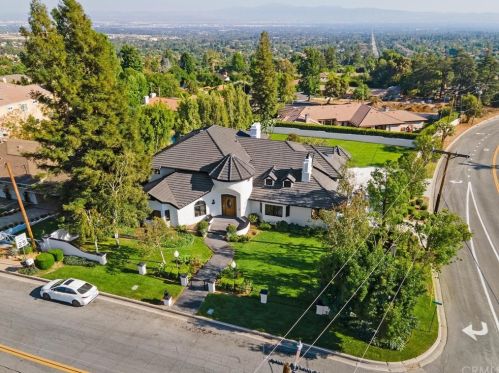 780 25th St, Upland CA  91784-1109 exterior