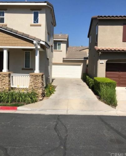 76 Lupine St, Redlands, CA 92373-4215