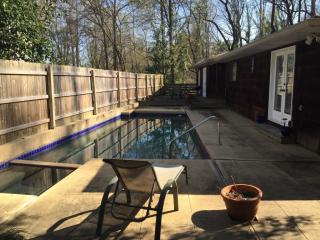 3258 Laramie Dr, Atlanta GA  30339-4336 exterior