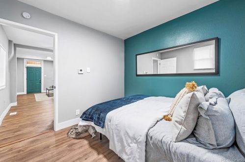 800 4th Ave, Denver CO  80218-3708 exterior