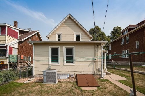 962 Cook Ave, Saint Paul MN  55106-3235 exterior