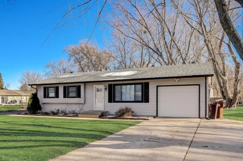 1412 Nelson Dr, Rockford, IL 61115-2650
