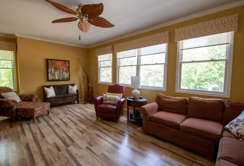 9049 Falcon Greens Dr, Bull Valley, IL 60014-3306
