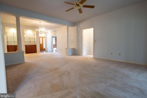 209 Sutherland Rd, Lancaster PA  17603-9053 exterior