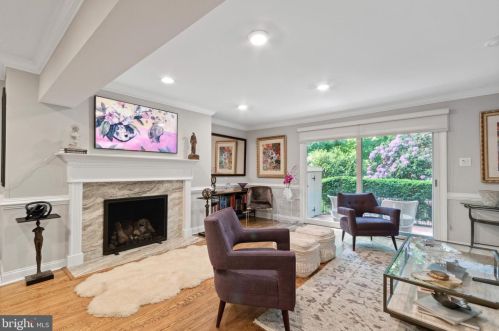 122 The Mews, Tavistock NJ 08033-1343 exterior