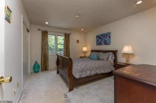 2 Brookview Cir, Dover NJ  07869-4636 exterior