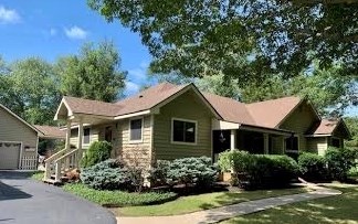 1036 Charles Ave, Gurnee, IL 60031-2003