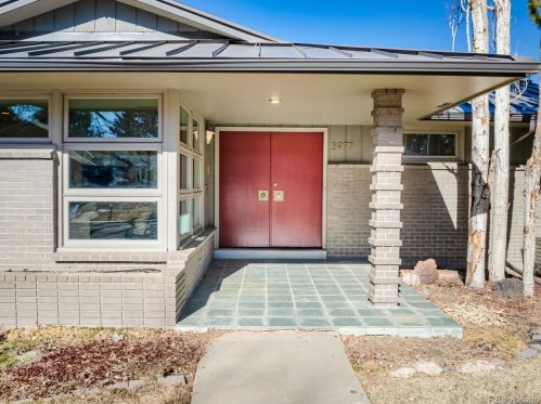 3977 Jasmine St, Denver, CO 80237-1131