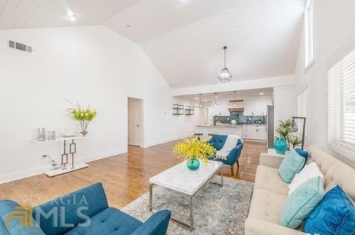 1125 Edgefield Dr, Atlanta GA  30310-3716 exterior