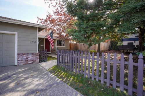 7334 Rochelle Way, Fair Oaks, CA 95628-4332