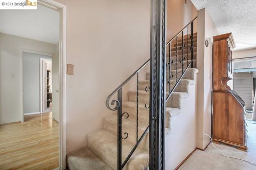 3562 Skylark Dr, Concord CA  94520-1515 exterior