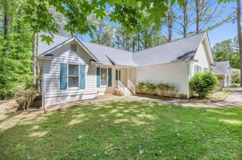 71 General Lee Dr, Newnan, GA 30265-1393