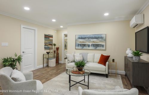 20 Lexington Ct, Tinton Falls NJ 07701-5467 exterior