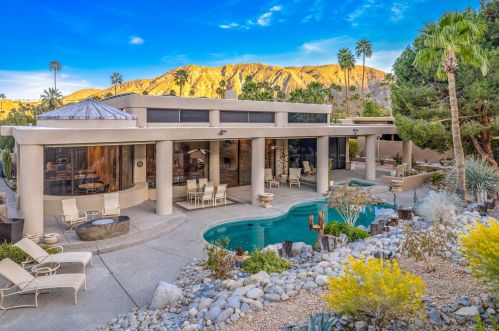2331 Caliente Dr, Palm Springs, CA 92264-4020