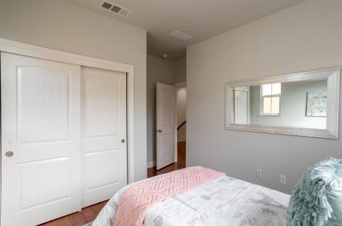 1775 Mccandless Dr, Milpitas CA 95035-8048 exterior