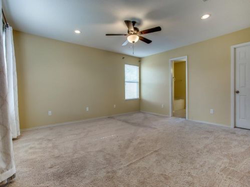 1473 Hedgewood Trl, Fort Worth TX  76112-4455 exterior