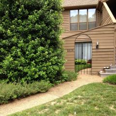 2808 Woodbridge Crossing Ct, Midlothian, VA 23112-4404