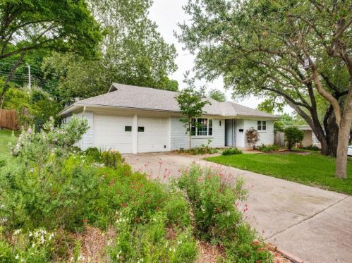 1805 Dakar Rd, Fort Worth, TX 76116-1823