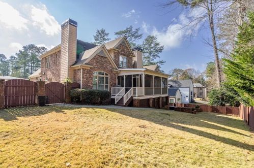 2212 Meadowvale Dr, Atlanta GA  30345-3543 exterior