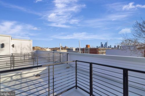1514 26th St, Philadelphia PA  19146-4403 exterior