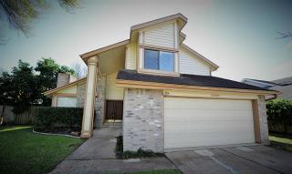 2206 Greencove Ln, Sugar Land TX  77479-2272 exterior