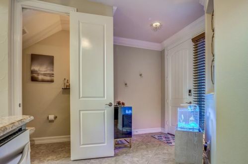 3009 Aurora Dr, Plano TX  75093-3300 exterior