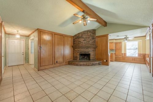 100 Grand Mdw Dr, Fort Worth TX 76108-3942 exterior