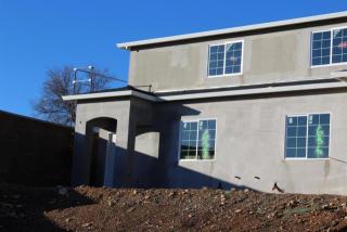 688 Mission De Oro Dr, Redding, CA 96003-3880