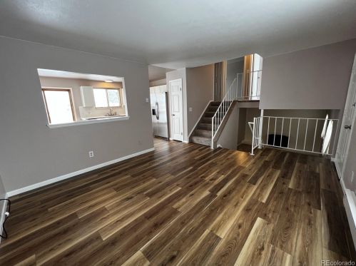 16512 Louisiana Dr, Aurora CO 80012-4768 exterior