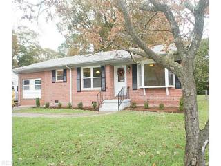 515 Nottingham Rd, Portsmouth, VA 23701-1717