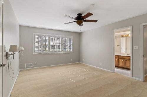 325 Hunters Gln Ct, Atlanta GA  30328-1710 exterior