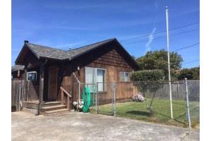 3338 E St, Eureka, CA 95503-5325
