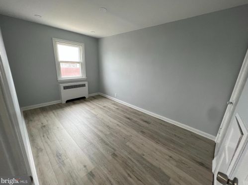 6445 Marsden St, Philadelphia PA 19135-2706 exterior