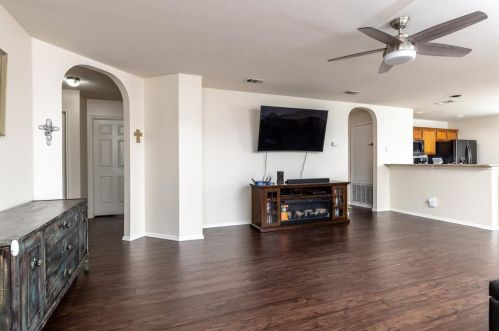 6708 Friendsway Dr, Fort Worth TX  76137-7542 exterior