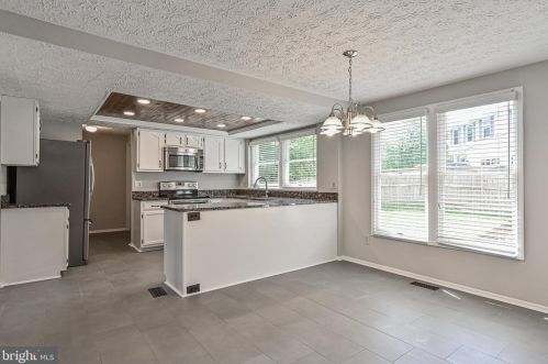 8407 Paige Glen Ave, Springfield VA  22152-3543 exterior
