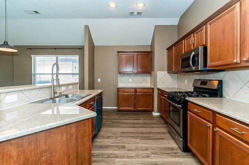 10416 Sixpence Ln, Fort Worth TX  76108-6959 exterior