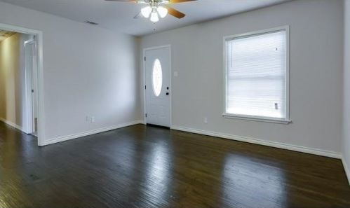 1769 Crestridge Dr, Garland TX  75042-8418 exterior