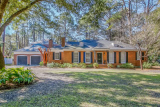 40 Richmond Dr, Savannah, GA 31406-7542