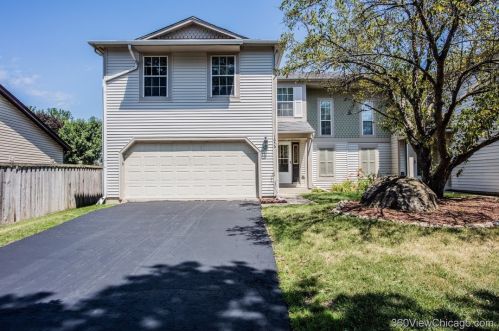 1656 Estate Cir, Naperville, IL 60565-6791