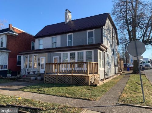 2001 Lenox St, Harrisburg, PA 17104-2947
