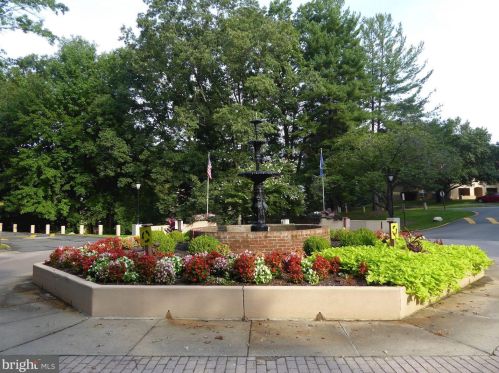 5807 Cove Landing Rd, Springfield, VA 22015-2665