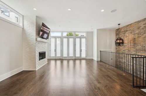 1074 Abington Ct, Atlanta GA  30319 exterior