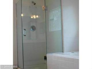 6370 Demme Pl, Springfield VA  22150-1173 exterior