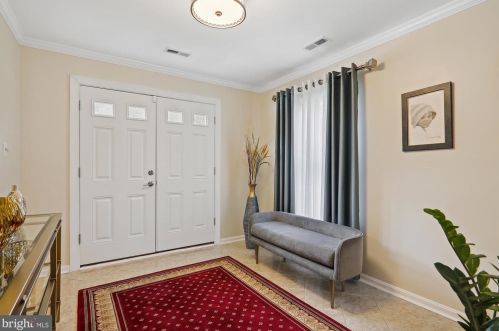 2 Sonata Ct, Silver Spring MD 20901-5064 exterior