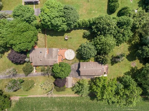 2071 61 Ave, Hobart IN 46342-6517 exterior